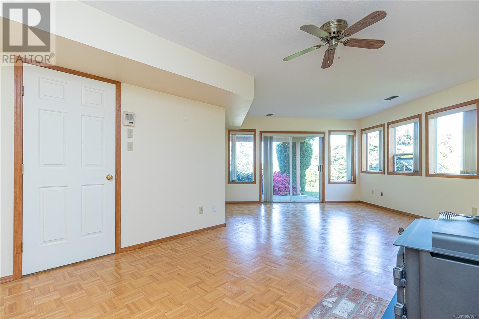 303 LAGOON RD - Image 27