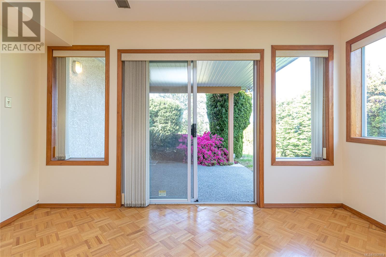 303 LAGOON RD - Image 28