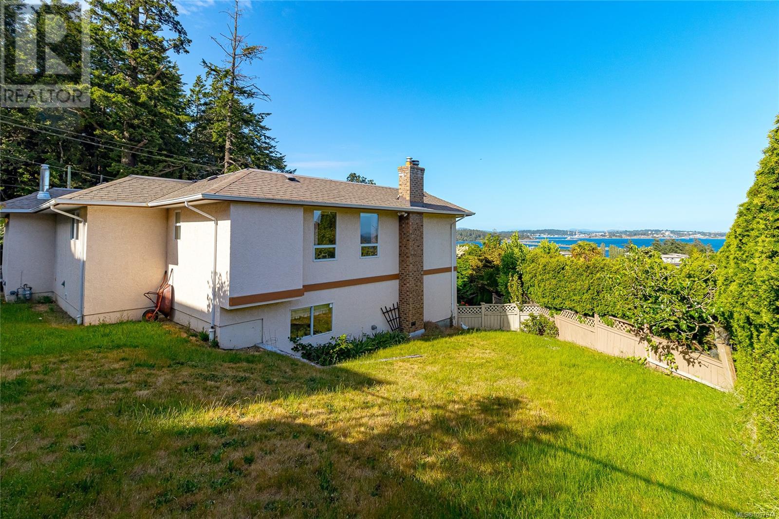 303 LAGOON RD - Image 37