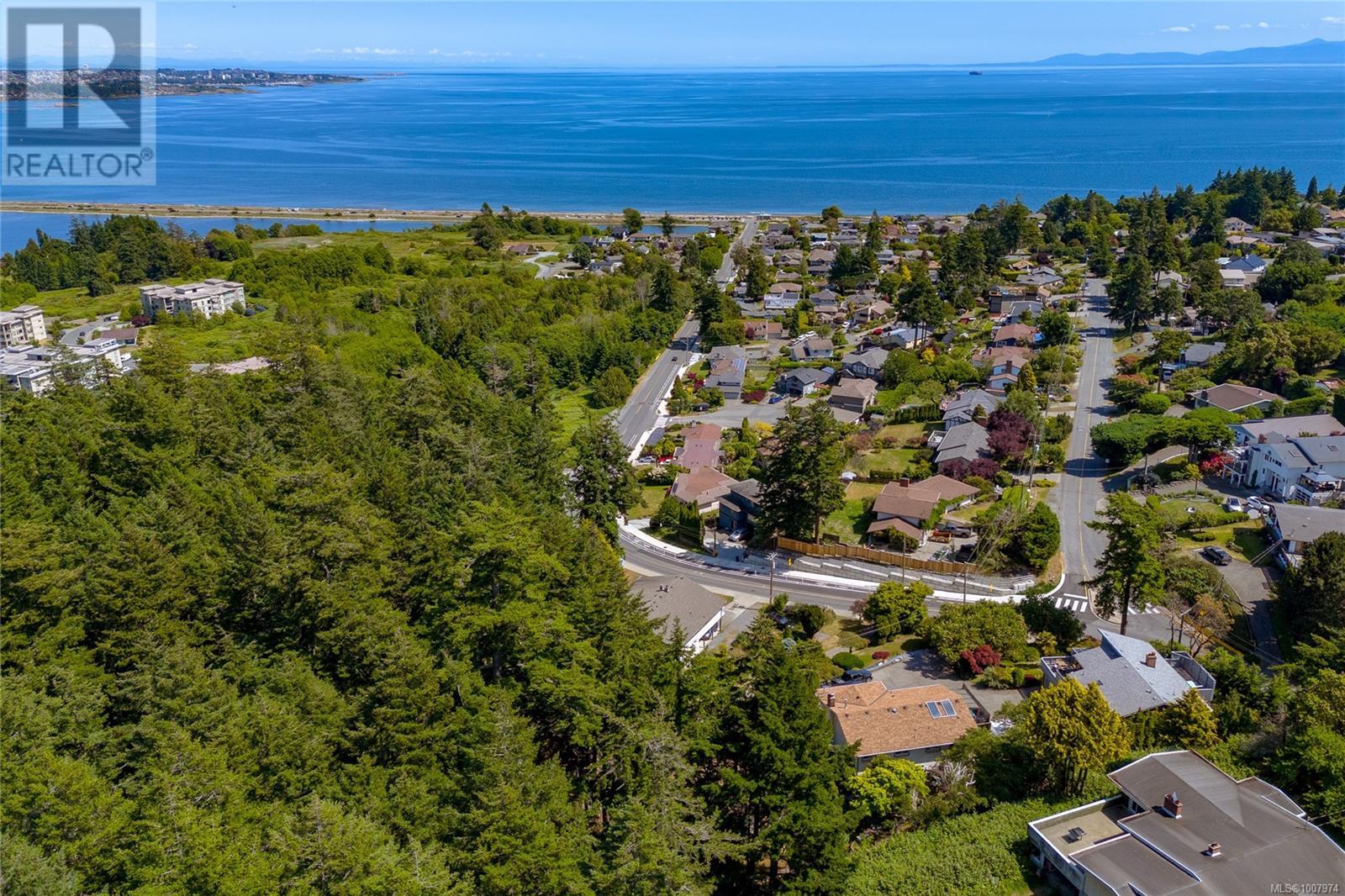 303 LAGOON RD - Image 4