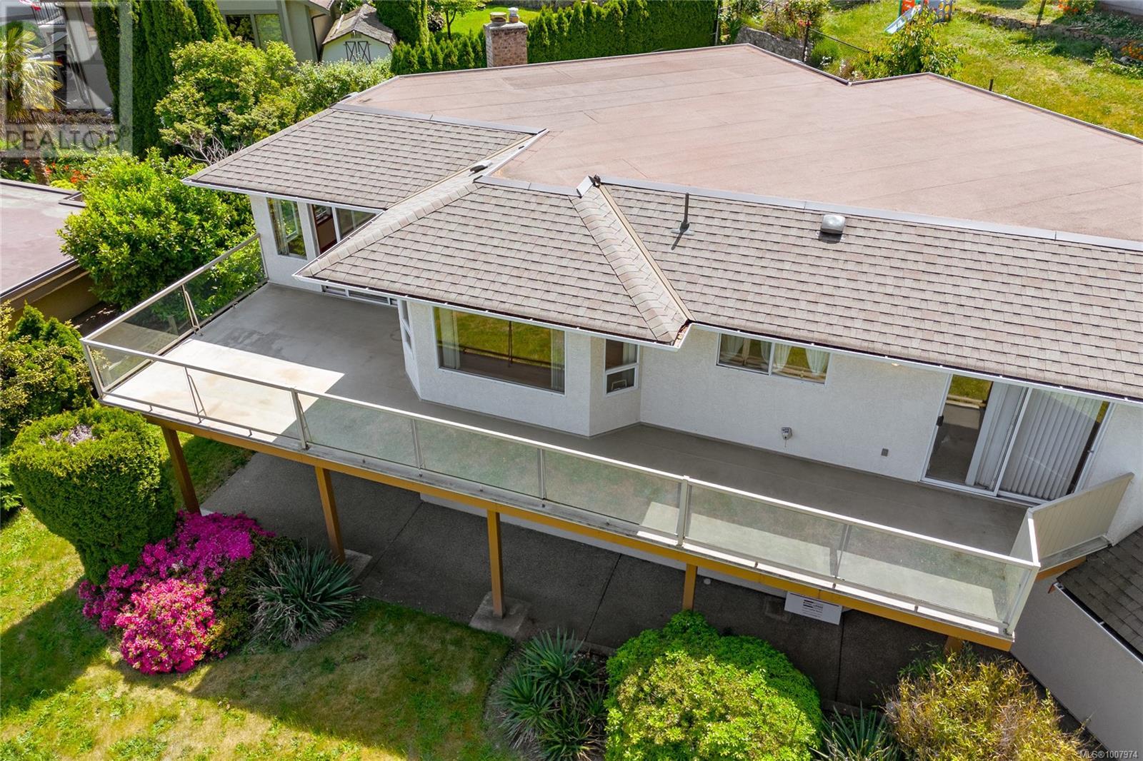 303 LAGOON RD - Image 40