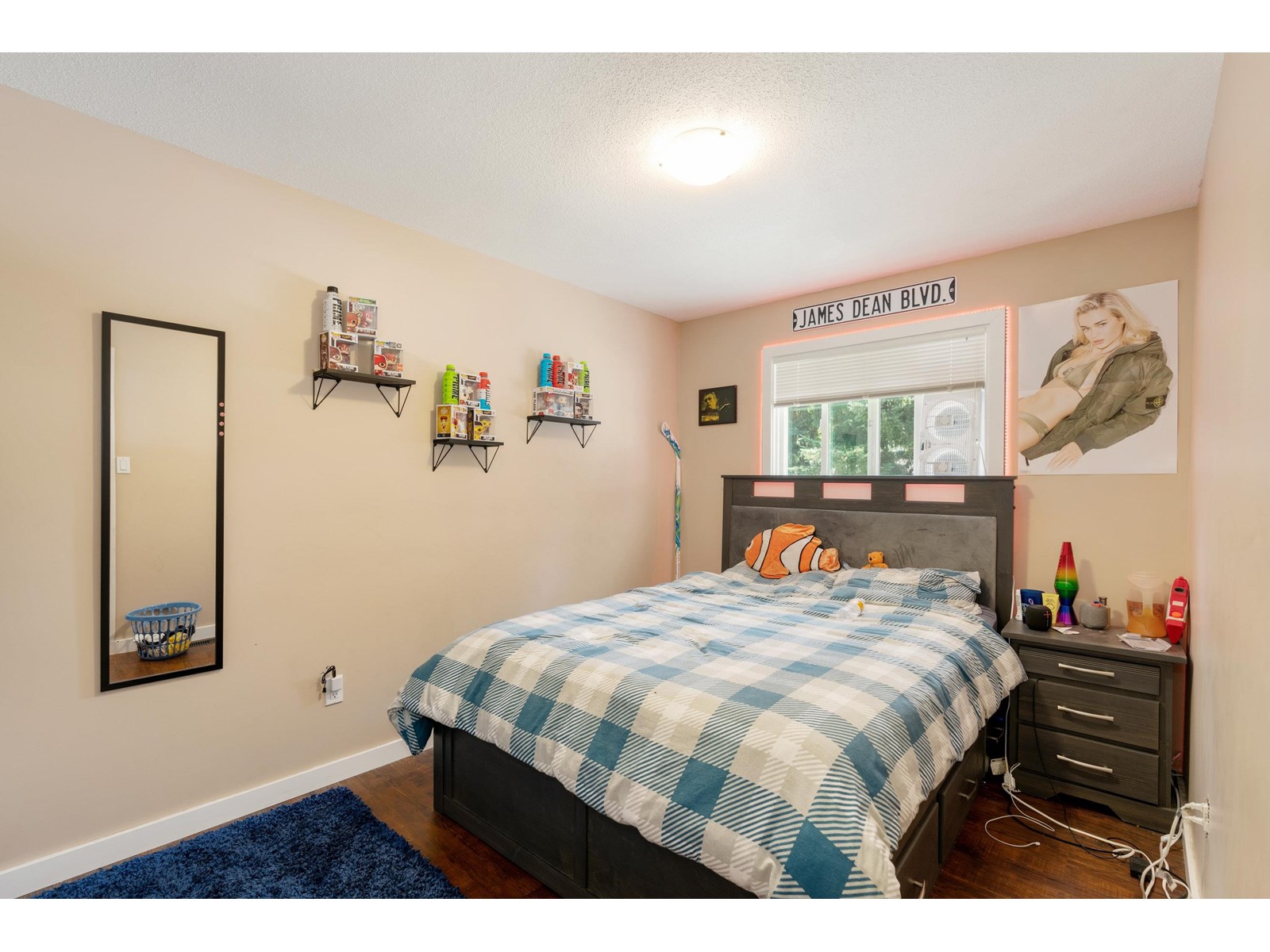 Photo 14 of 18340 63 A Avenue, Surrey BC