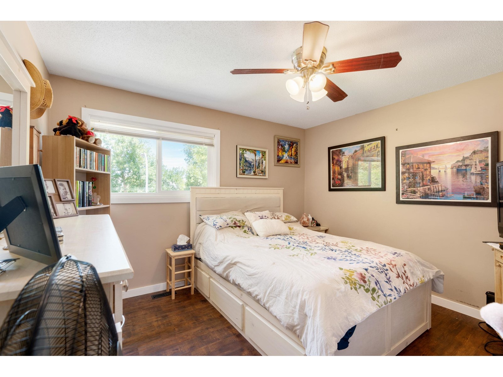 Photo 12 of 18340 63 A Avenue, Surrey BC