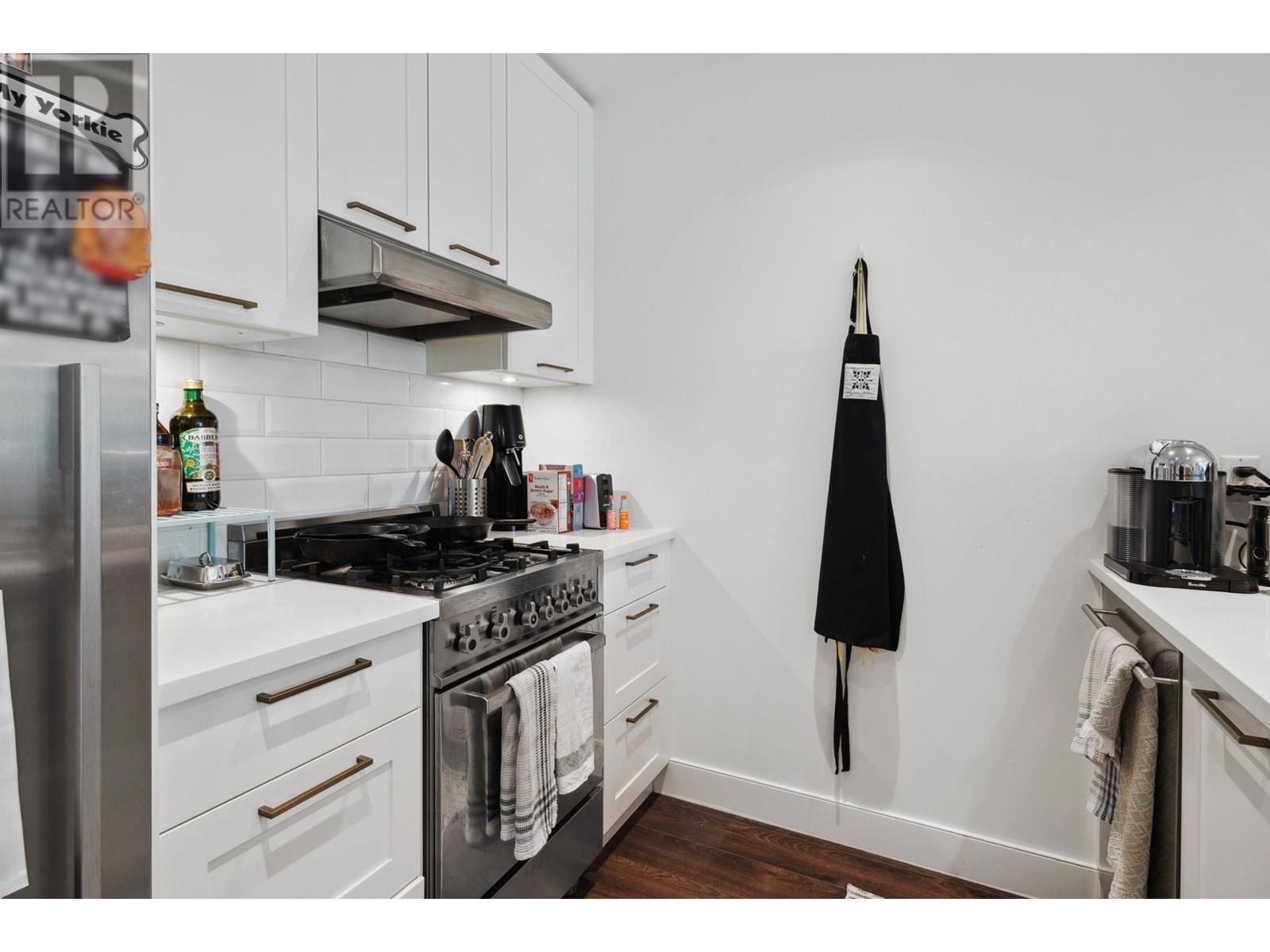 Photo 5 of 209 168 E 35th Avenue, Vancouver BC