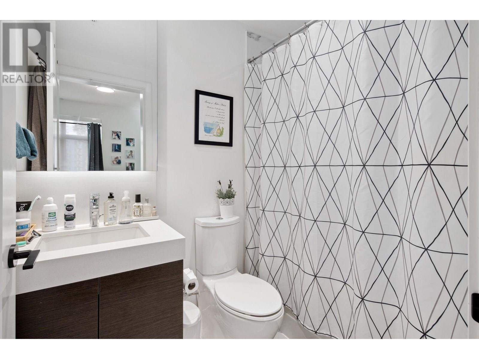 Photo 16 of 209 168 E 35th Avenue, Vancouver BC