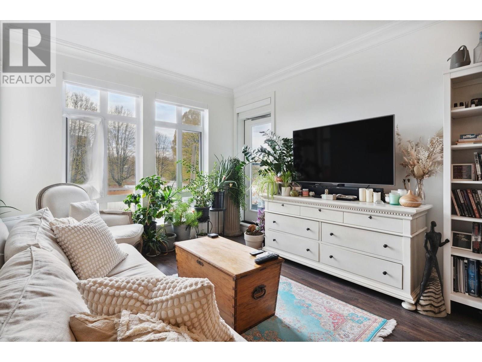 Photo 10 of 209 168 E 35th Avenue, Vancouver BC