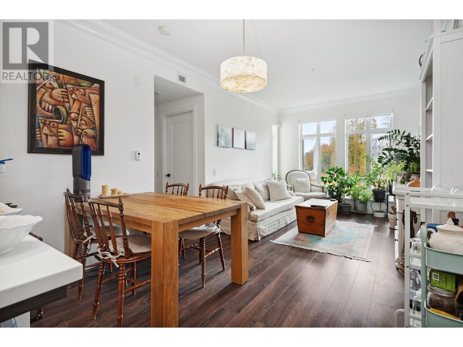 Photo 6 of 209 168 E 35th Avenue, Vancouver BC