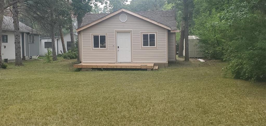 Photo 1 of 209 Maple Avenue, Winnipeg Beach MB