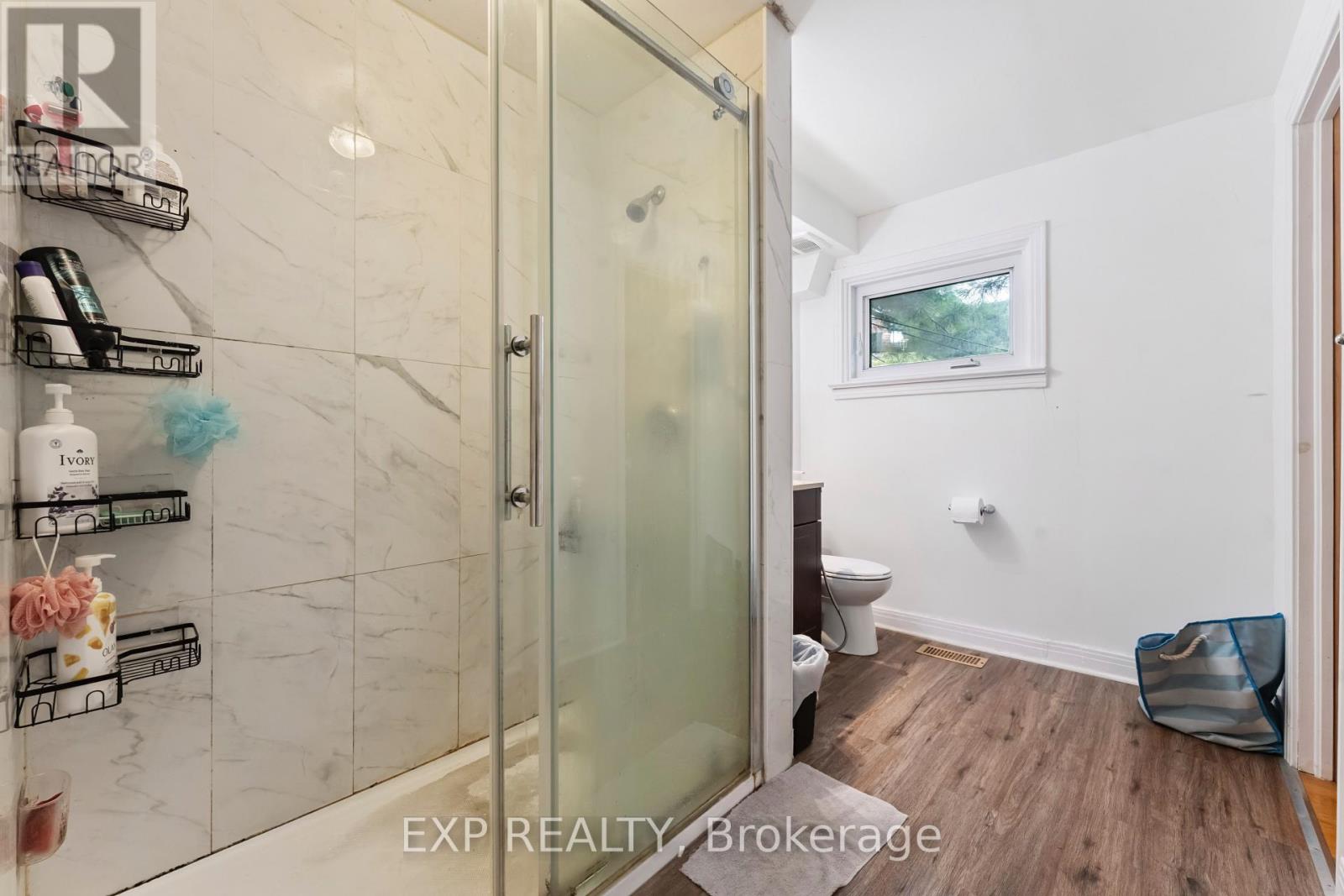 Photo 15 of 1395 Caldwell Avenue, Ottawa ON