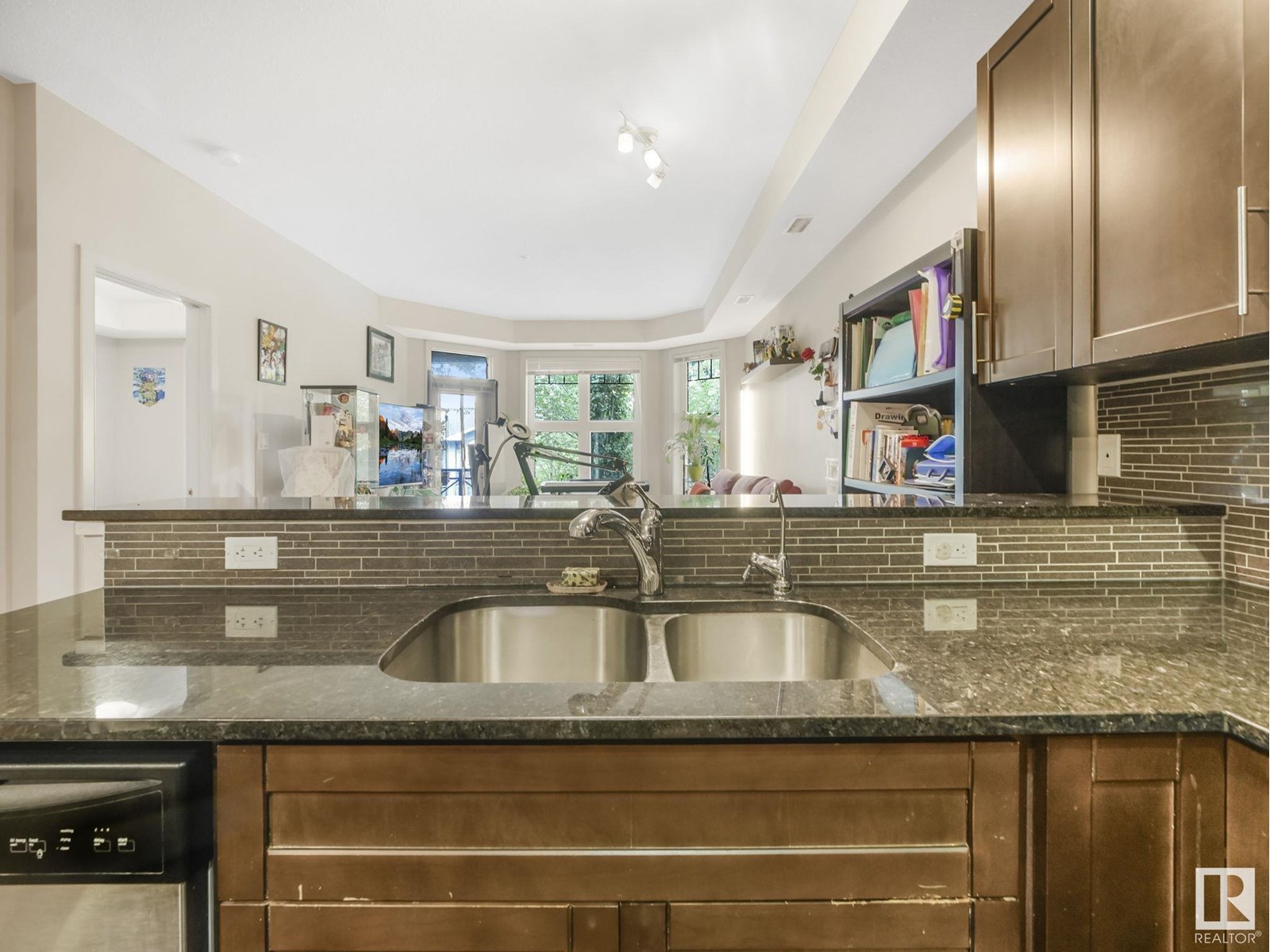 Photo 4 of 217 10811 72 Av Nw, Edmonton AB
