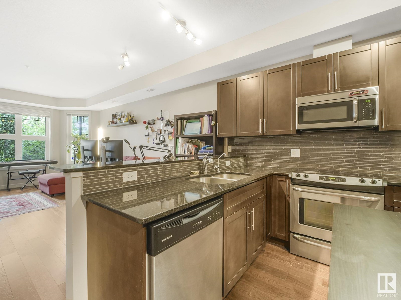 Photo 21 of 217 10811 72 Av Nw, Edmonton AB