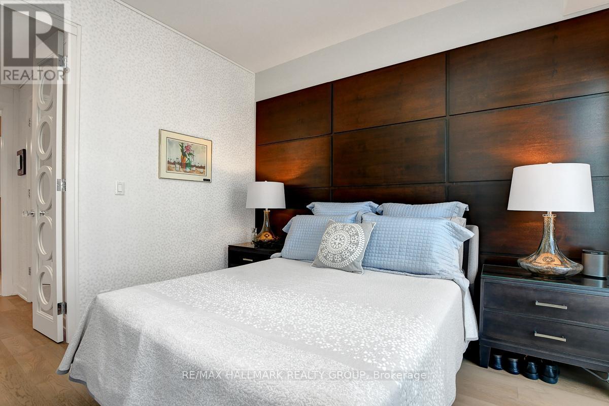 Photo 4 of 907 428 Sparks Street, Ottawa ON