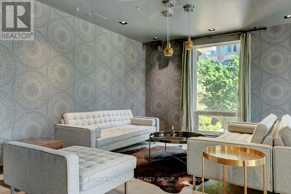 Photo 7 of 907 428 Sparks Street, Ottawa ON