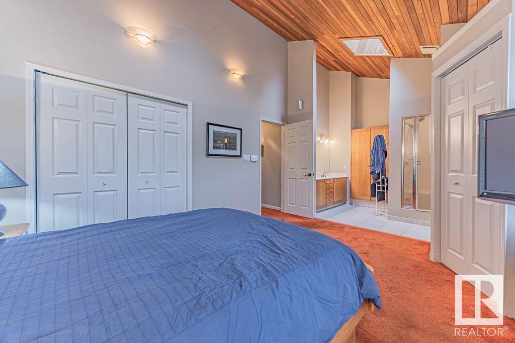 Photo 4 of 11132 65 St Nw, Edmonton AB