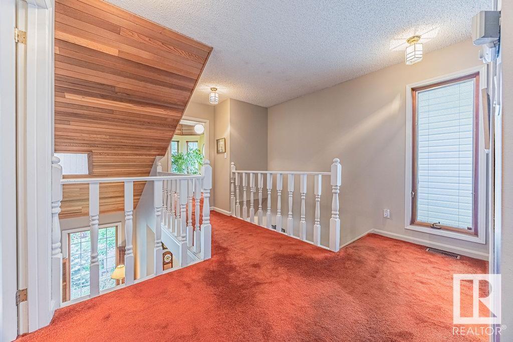Photo 15 of 11132 65 St Nw, Edmonton AB