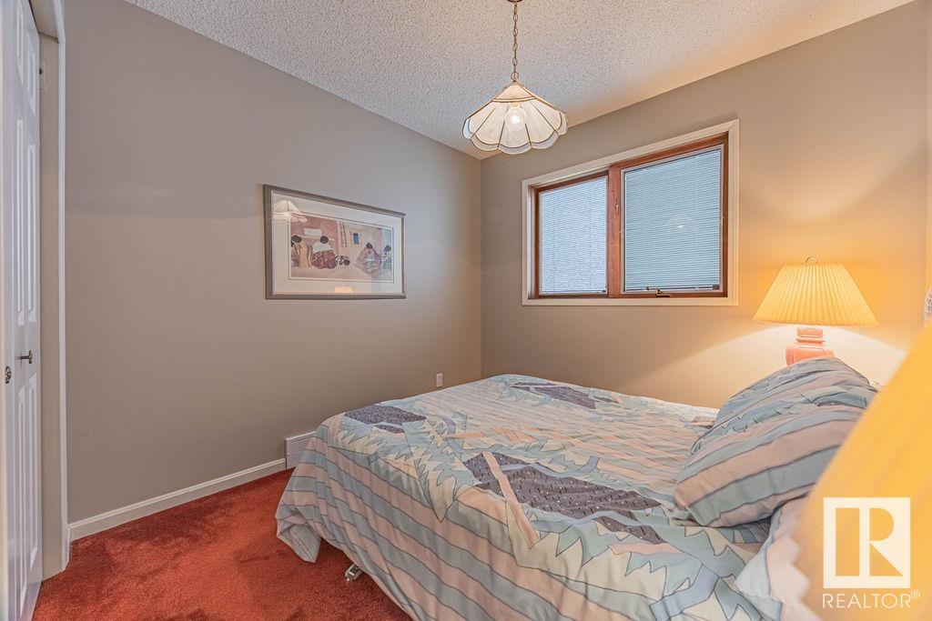 Photo 8 of 11132 65 St Nw, Edmonton AB