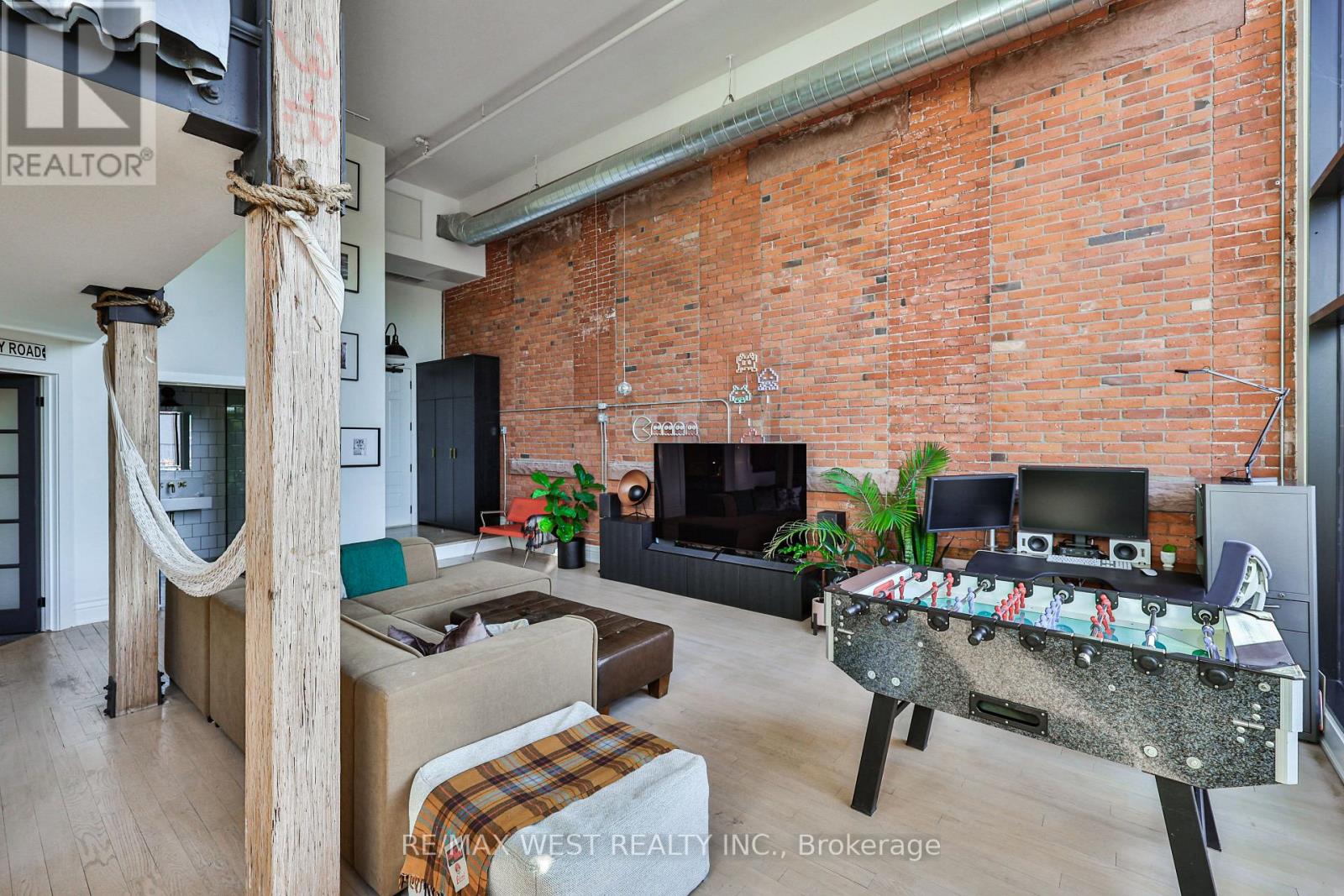 Photo 2 of 318 200 Stinson Street, Hamilton ON