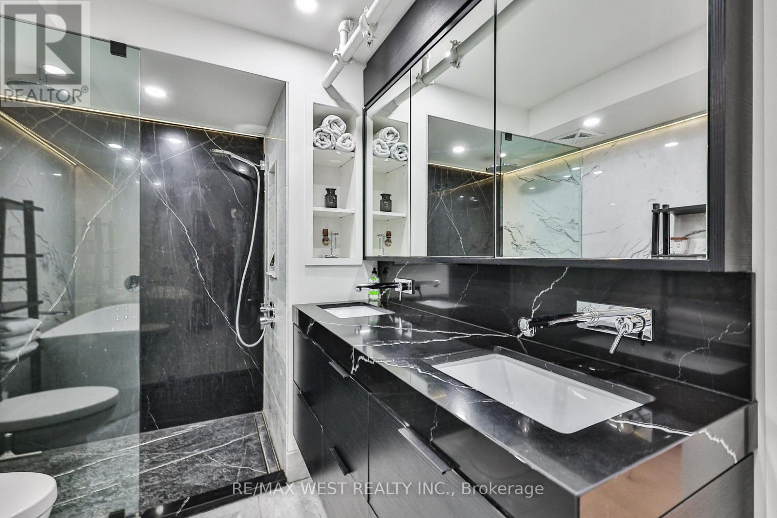 Photo 40 of 318 200 Stinson Street, Hamilton ON