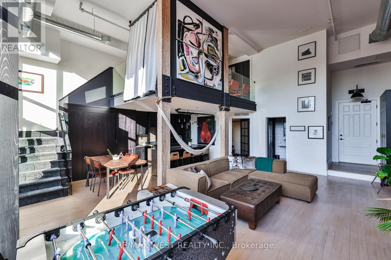 Photo 1 of 318 200 Stinson Street, Hamilton ON