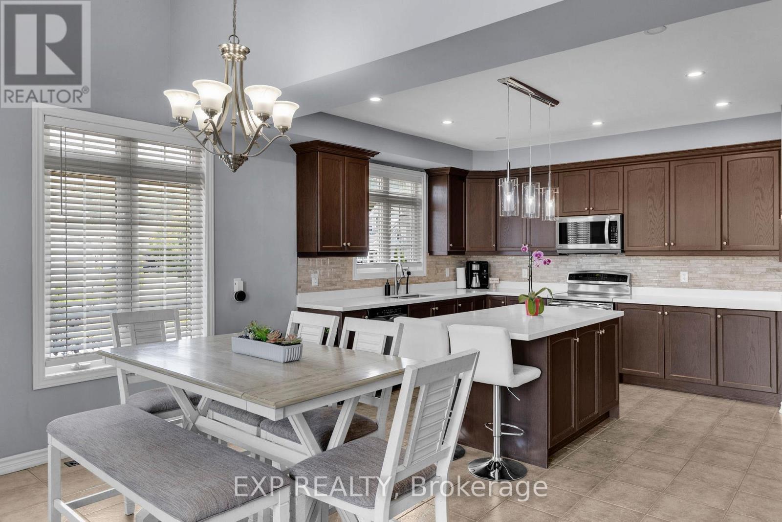 Photo 13 of 105 White Sands Way, Wasaga Beach ON