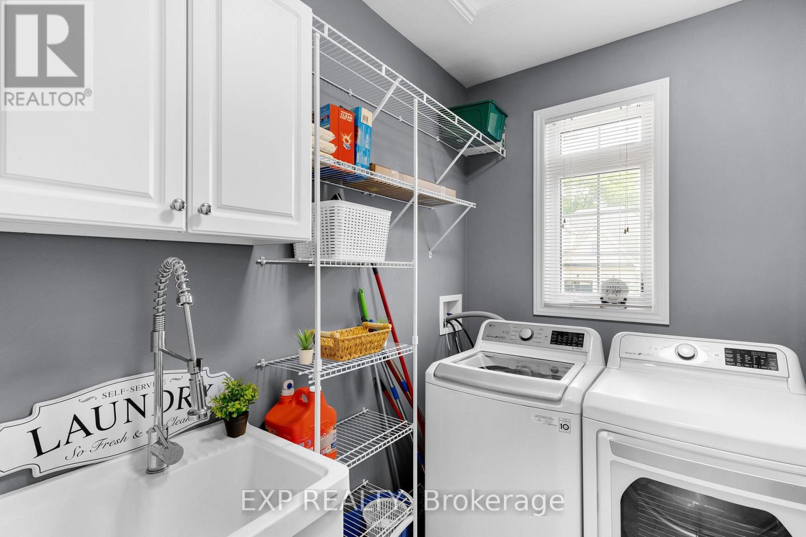 Photo 8 of 105 White Sands Way, Wasaga Beach ON
