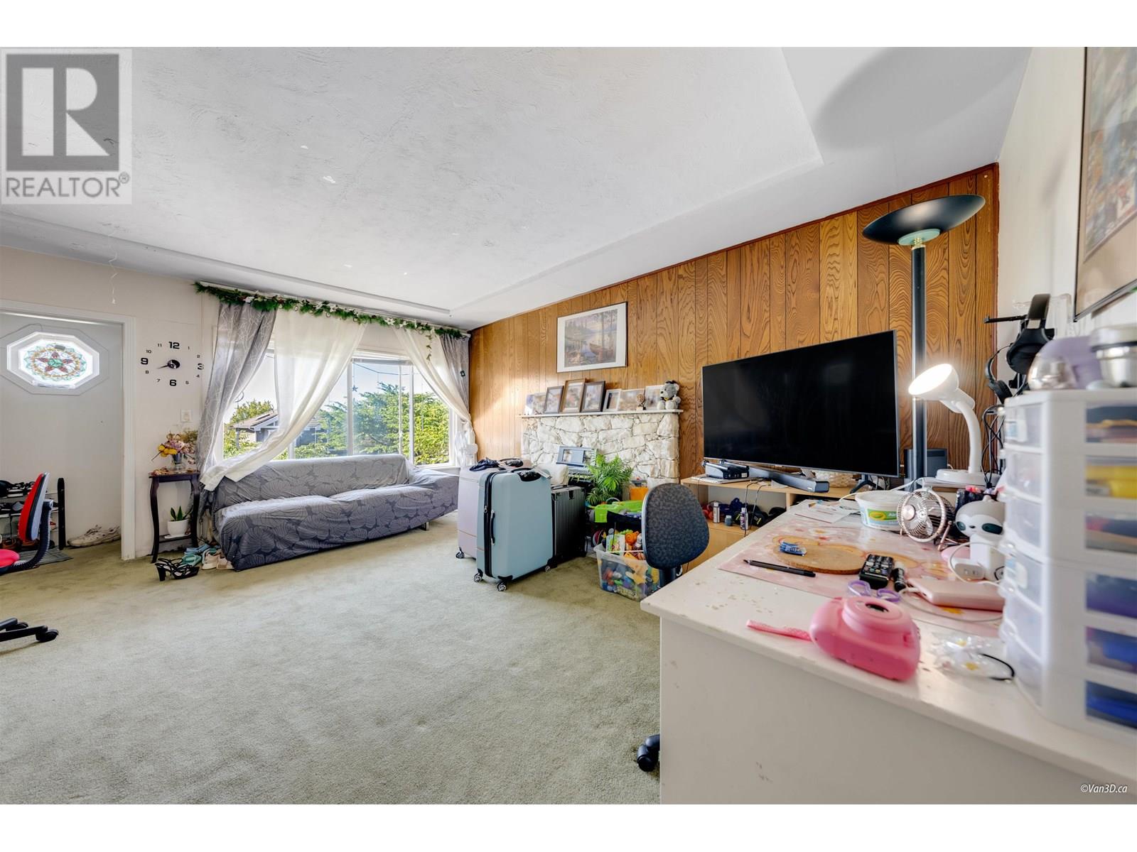 Photo 12 of 1225 E 61st Avenue, Vancouver BC