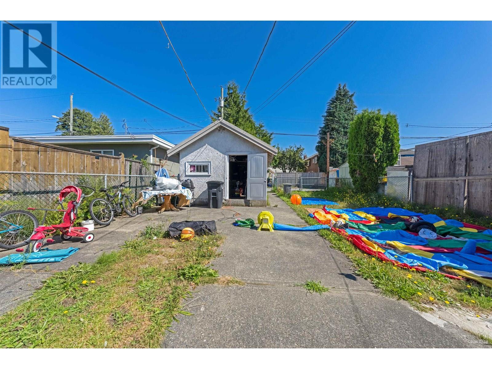 Photo 23 of 1225 E 61st Avenue, Vancouver BC