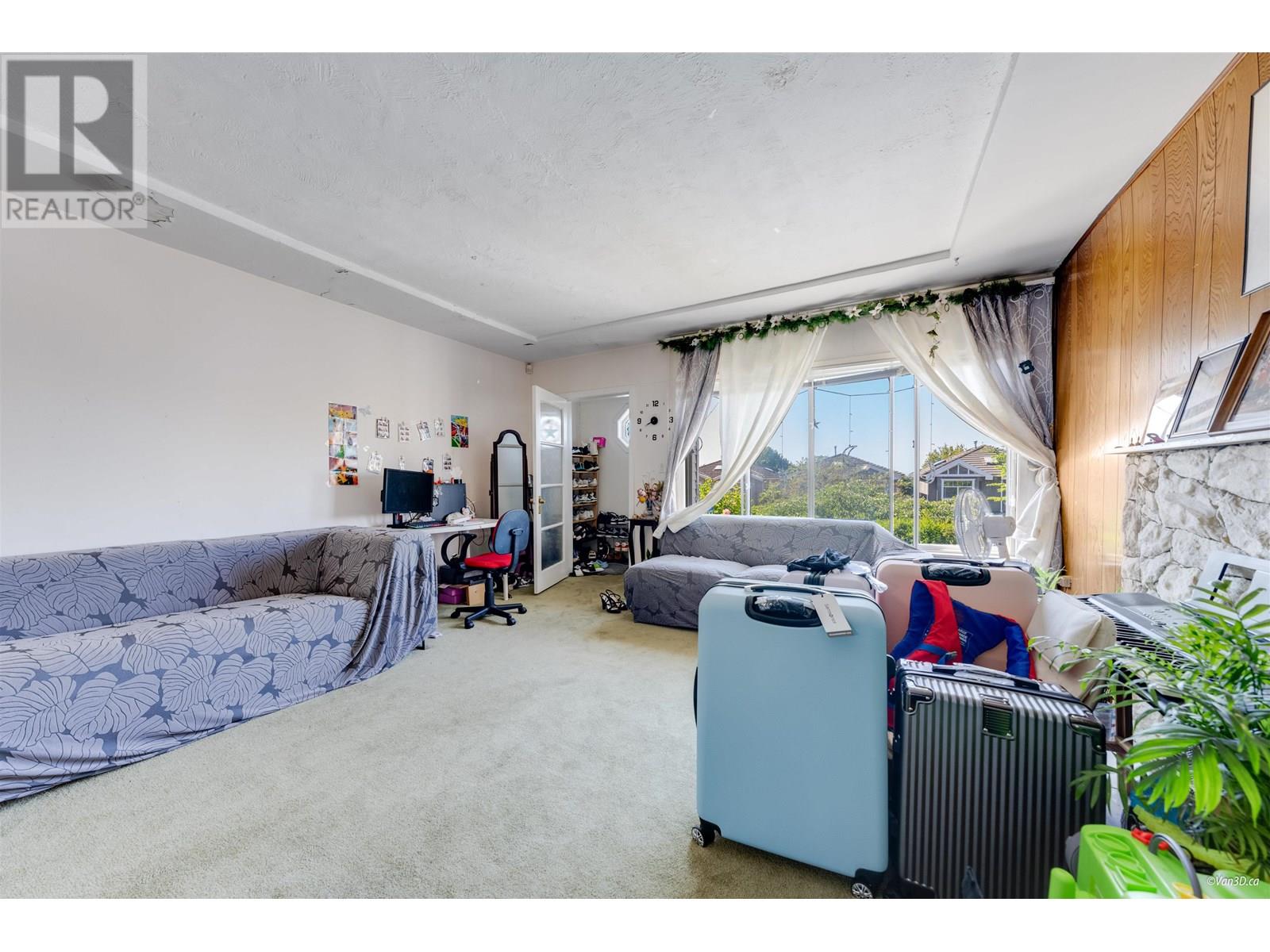Photo 6 of 1225 E 61st Avenue, Vancouver BC