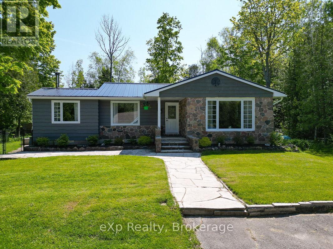 Photo 35 of 35 Cardinal Avenue, South Bruce Peninsula ON