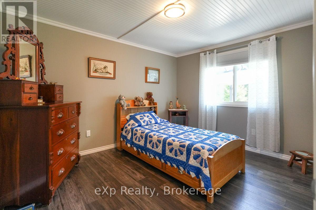 Photo 14 of 35 Cardinal Avenue, South Bruce Peninsula ON