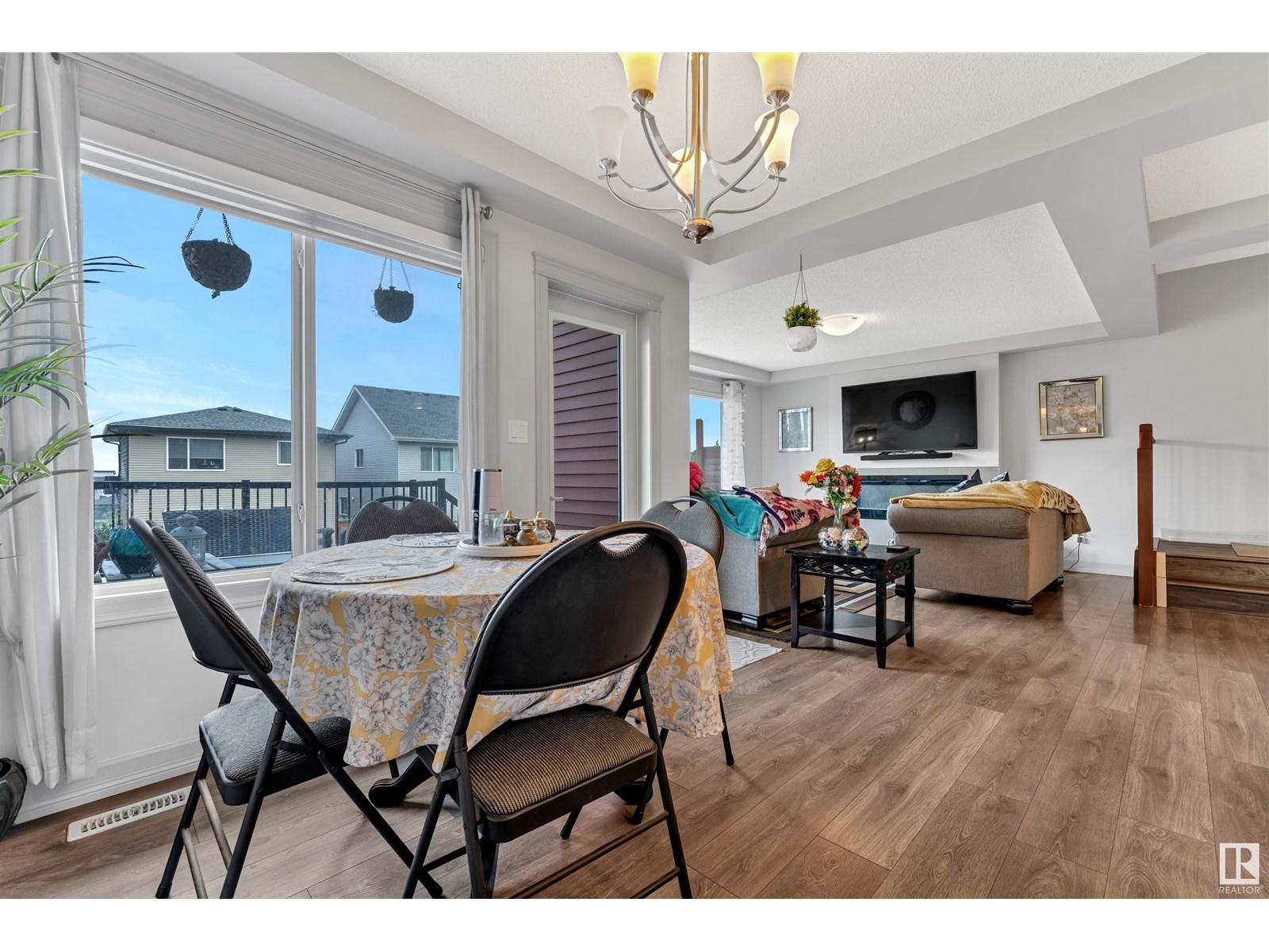 Photo 8 of 4012 6 Av Sw, Edmonton AB