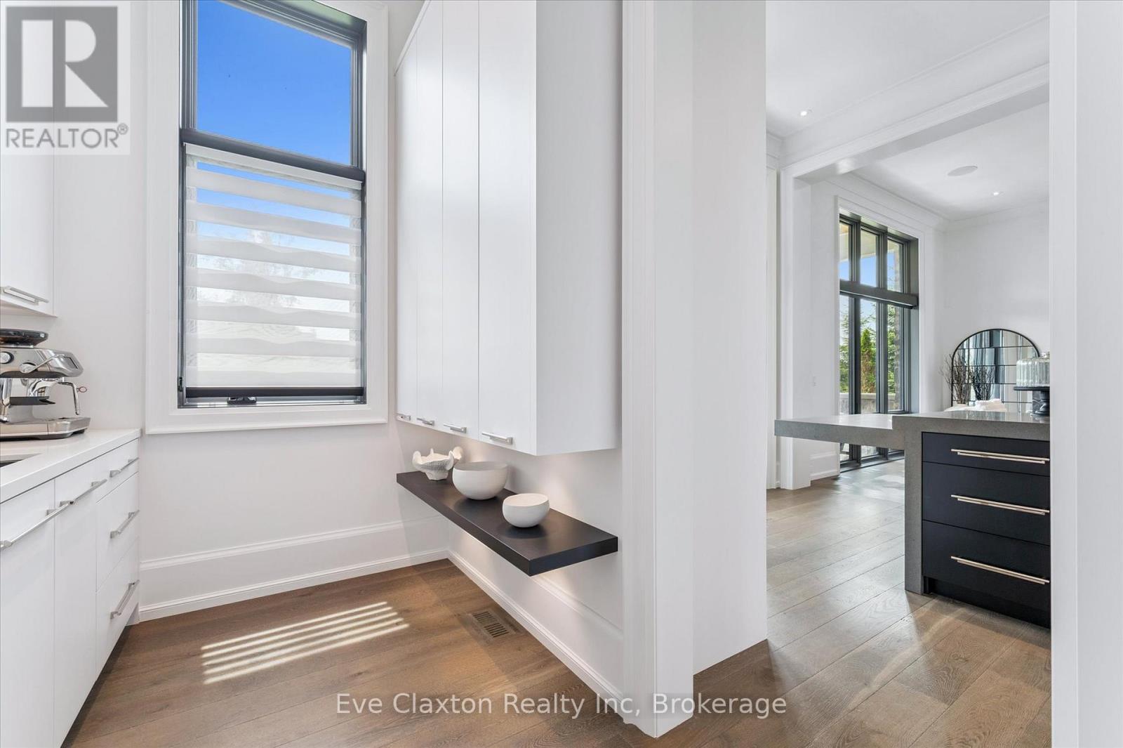 Photo 15 of 31 Reid Court, Puslinch ON