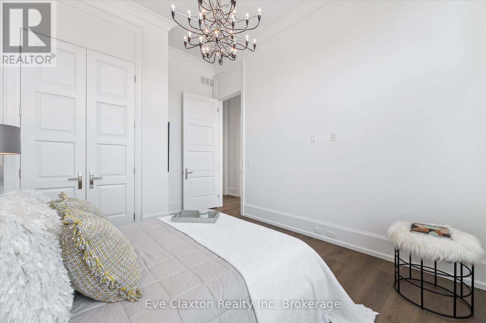 Photo 18 of 31 Reid Court, Puslinch ON