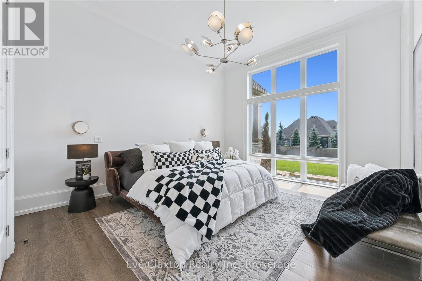 Photo 23 of 31 Reid Court, Puslinch ON
