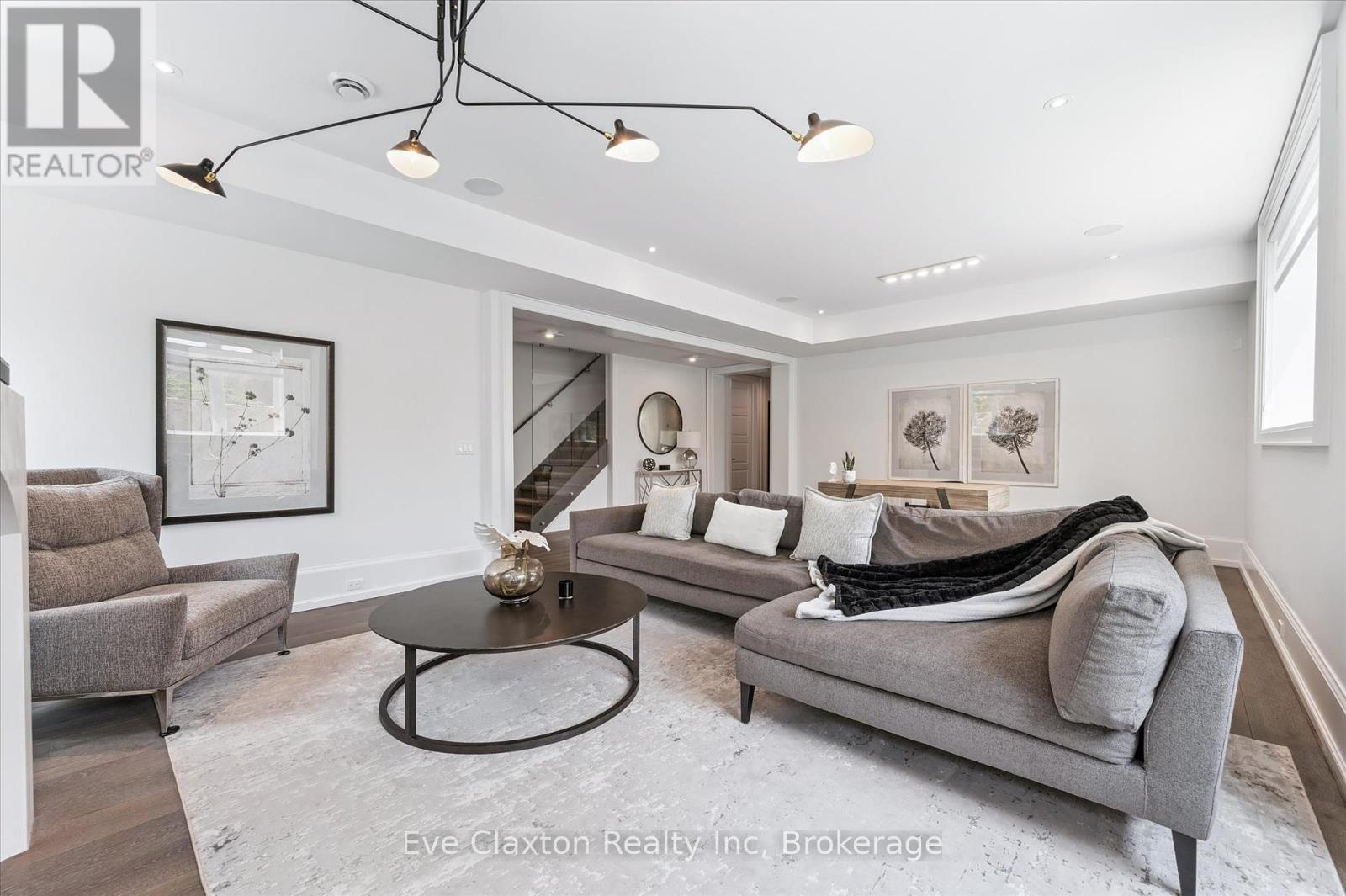 Photo 30 of 31 Reid Court, Puslinch ON