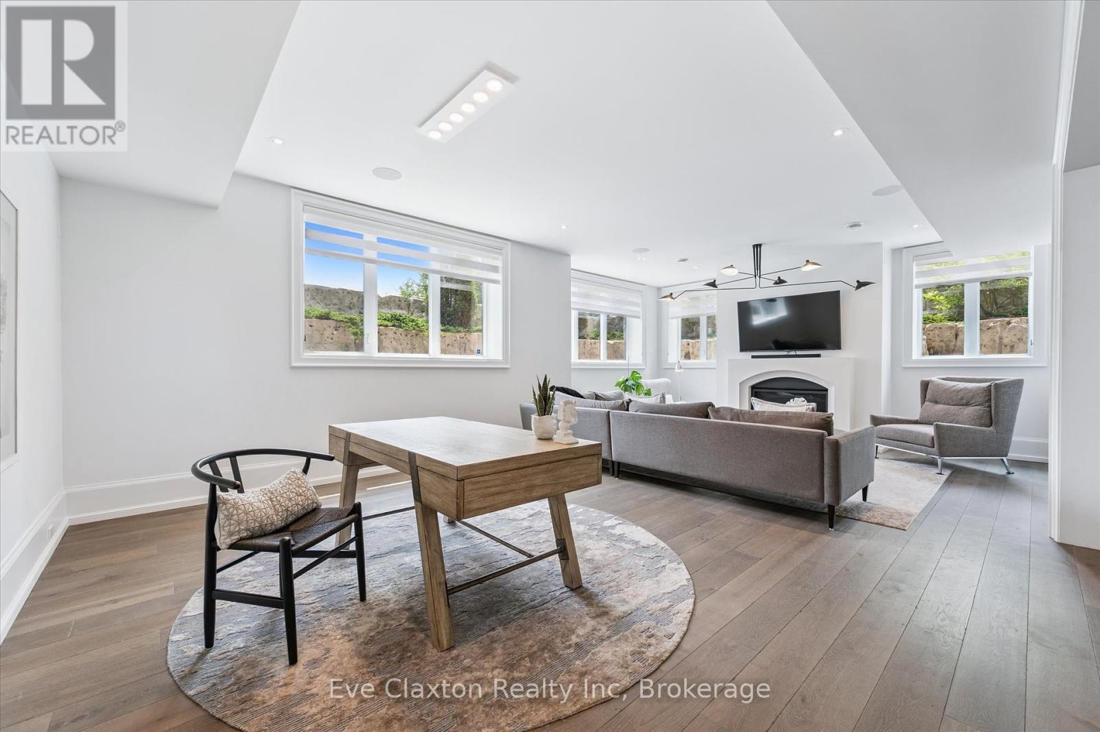 Photo 31 of 31 Reid Court, Puslinch ON