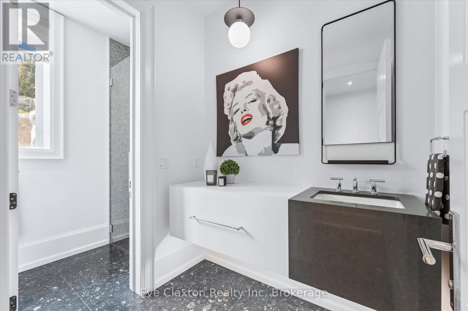 Photo 37 of 31 Reid Court, Puslinch ON