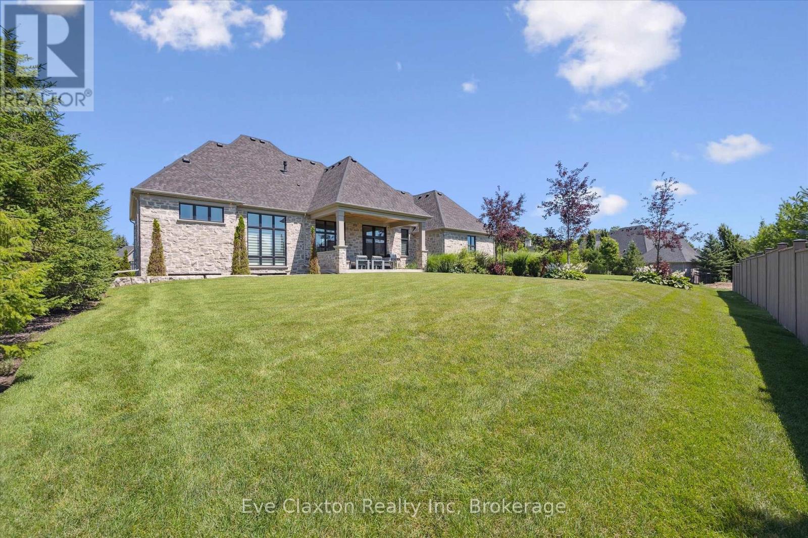 Photo 38 of 31 Reid Court, Puslinch ON