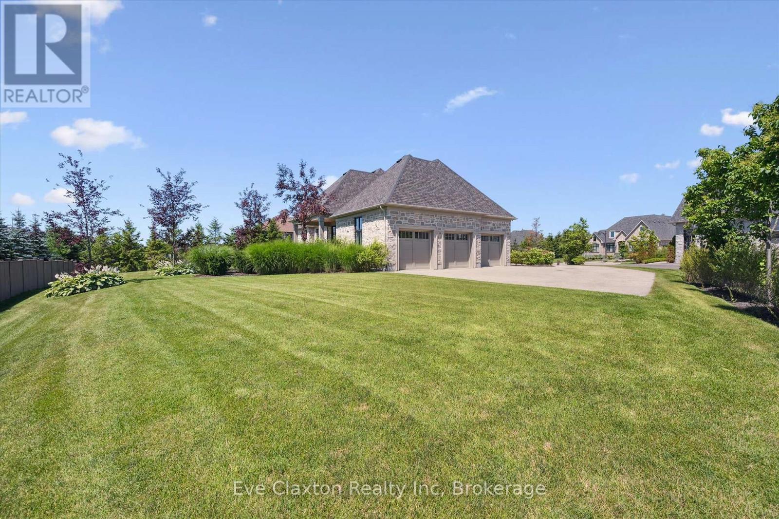 Photo 39 of 31 Reid Court, Puslinch ON