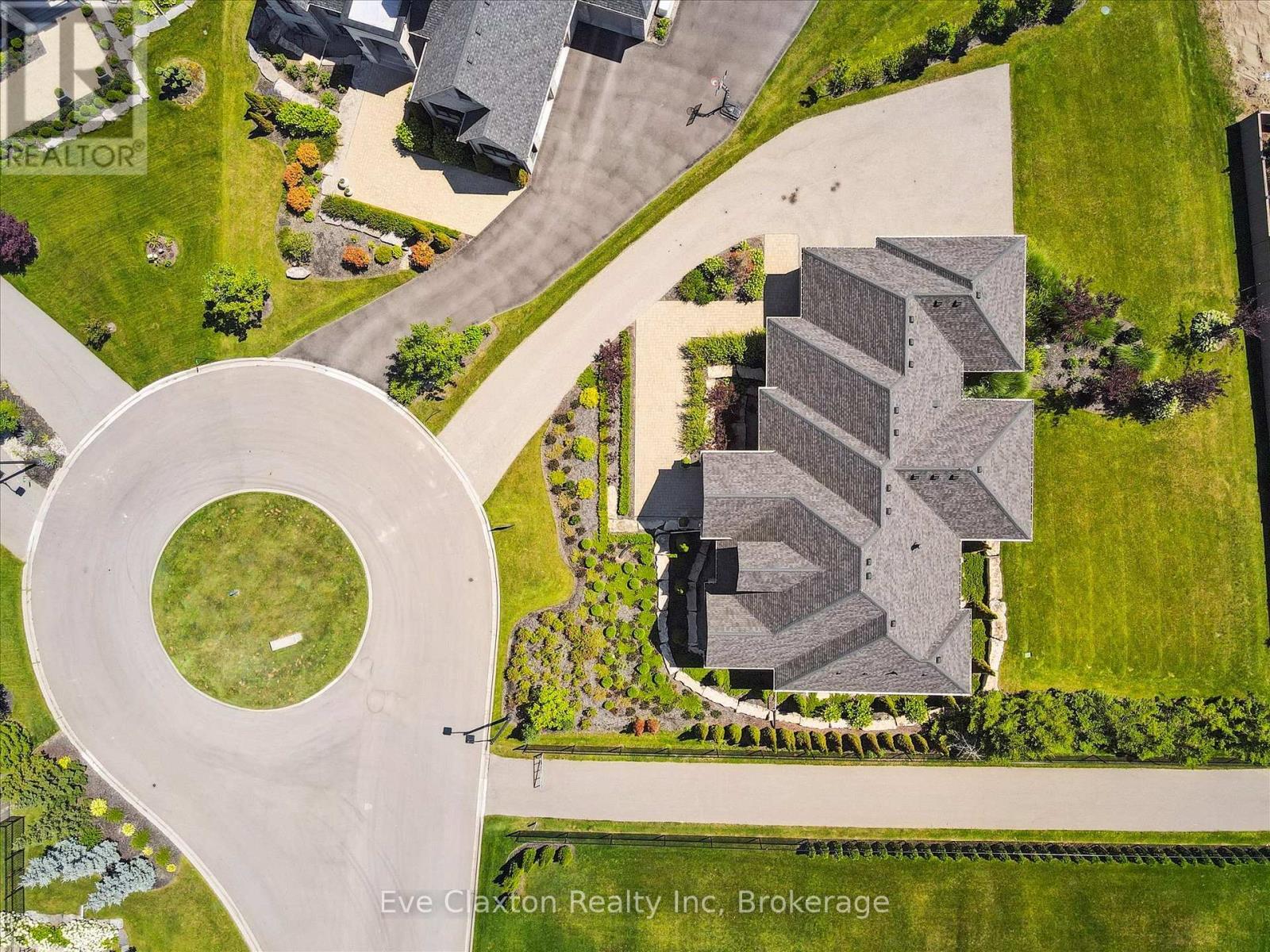 Photo 41 of 31 Reid Court, Puslinch ON