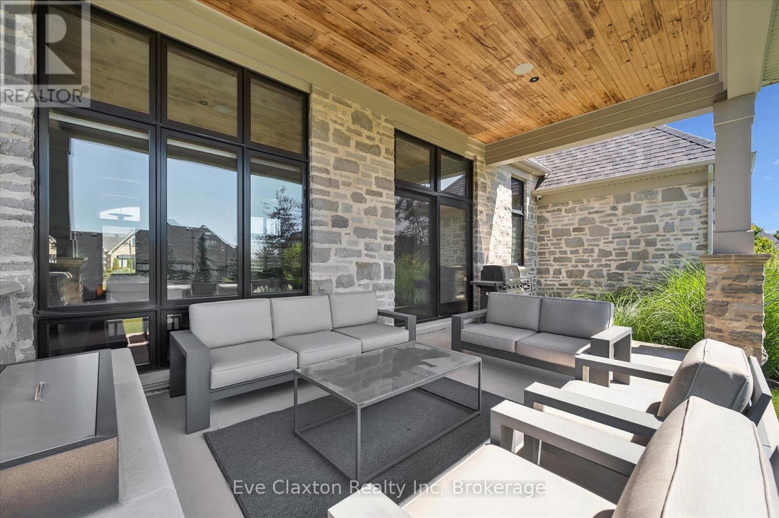 Photo 43 of 31 Reid Court, Puslinch ON