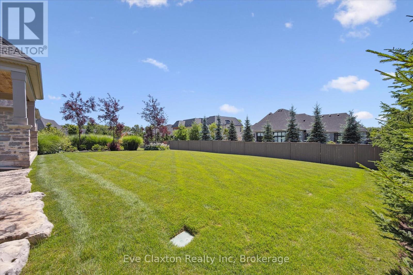 Photo 46 of 31 Reid Court, Puslinch ON