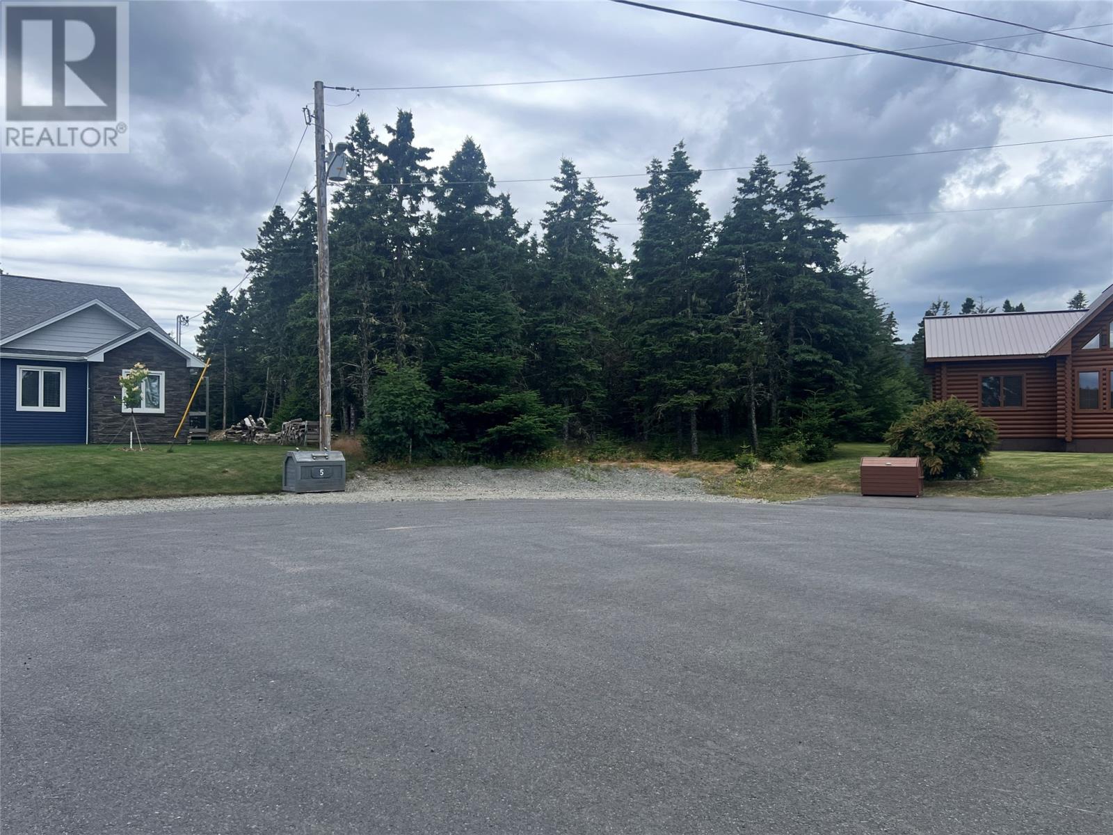 Photo 5 of 8 Kent Place, Clarkes Beach NL