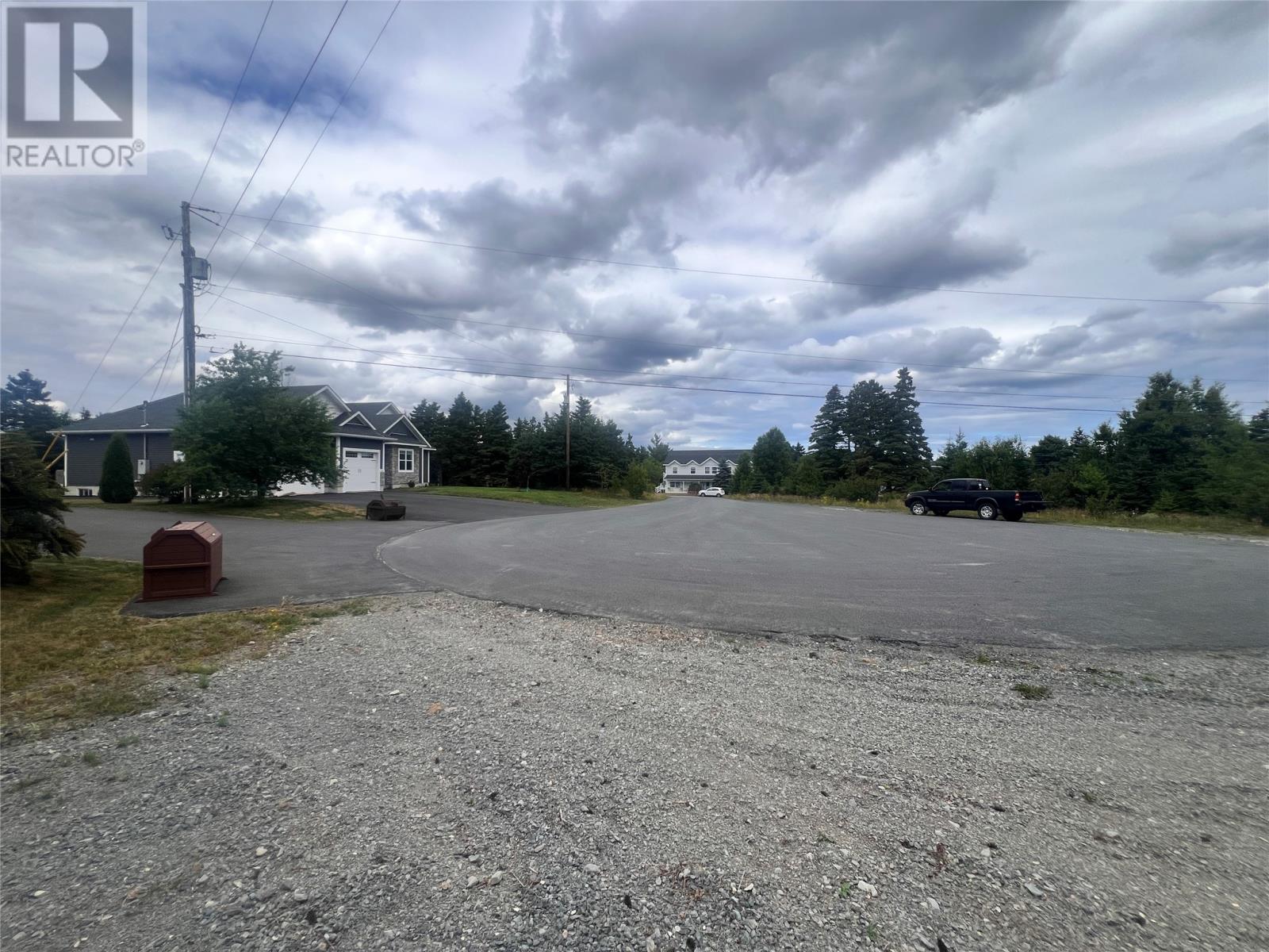 Photo 2 of 8 Kent Place, Clarkes Beach NL