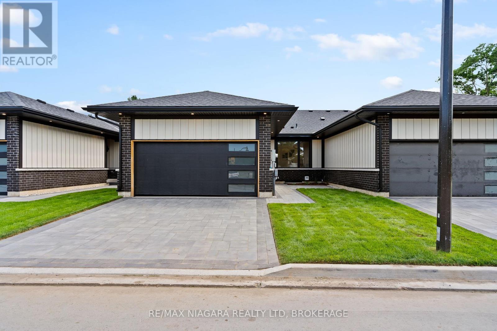 Photo 22 of 16 Accursi Crescent, Pelham ON