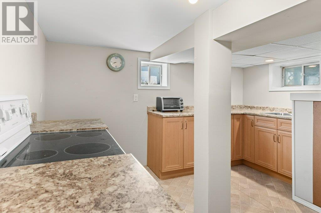 1292 2ND Avenue, Fernie