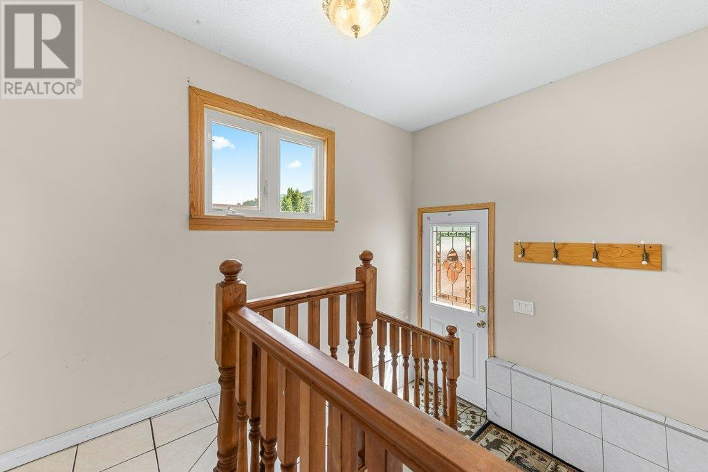 1292 2ND Avenue, Fernie