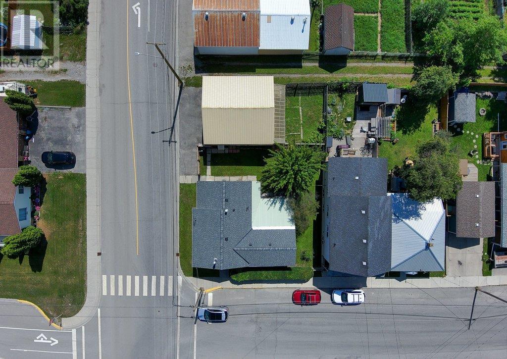 1292 2ND Avenue, Fernie