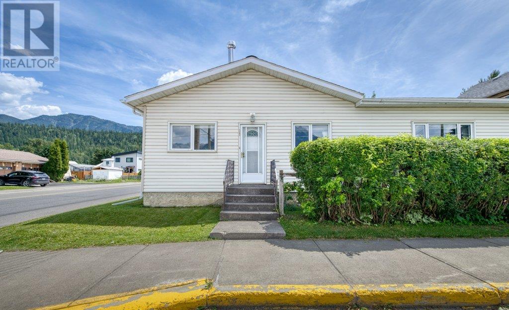 1292 2ND Avenue, Fernie