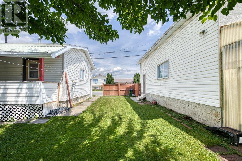 1292 2ND Avenue, Fernie